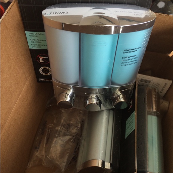 Liquid Soap/Shampoo/Conditioner dispenser - Picture 1 of 3